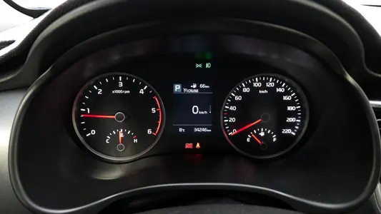 Kia Stonic 1.6 2017 8