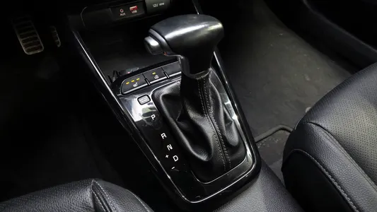 Kia Stonic 1.6 2017 9
