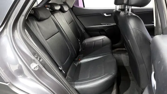 Kia Stonic 1.6 2017 12