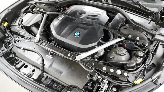 BMW 7 Series (G70) 740i xDrive M 2024 6