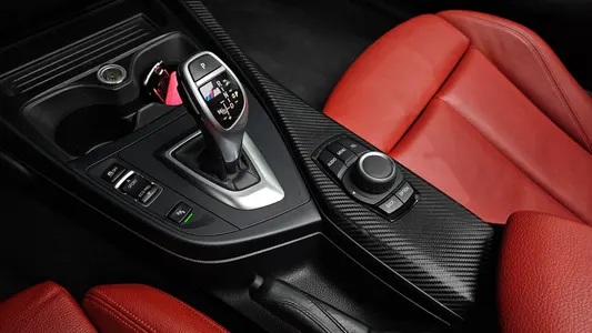 BMW 2 Series (F22) 220d M 2014 9