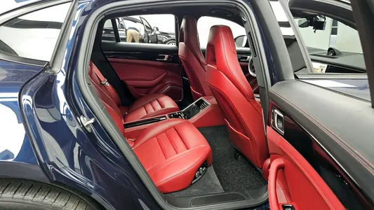 Porsche (971) 2.9 AWD 2021 12