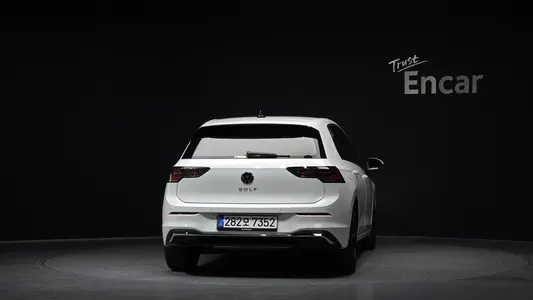 Volkswagen 8 2.0 TDI 2025 4