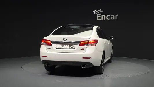 Renault Korea SM5 1.6 TCE 2015 4