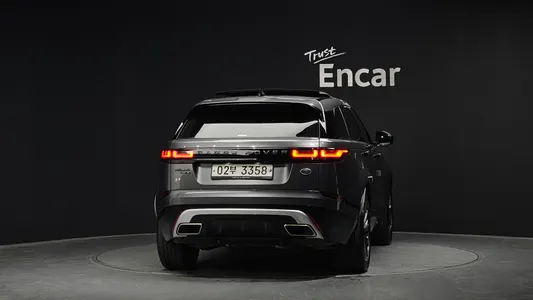 Land Rover 레인지로버 벨라 3.0 D300 R- SE 2017 4