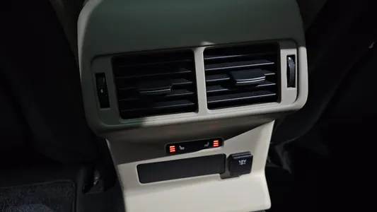 Land Rover 레인지로버 벨라 3.0 D300 R- SE 2017 18