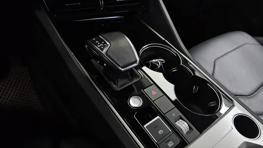 Volkswagen 3 3.0 TDI 2023 9