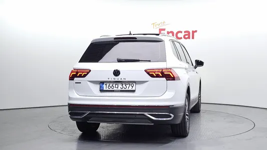Volkswagen 티구안 올스페이스 2.0 TSI 2023 4