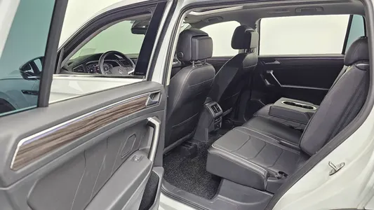 Volkswagen 티구안 올스페이스 2.0 TSI 2023 11
