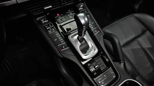 Porsche 카이엔 3.0 2015 9