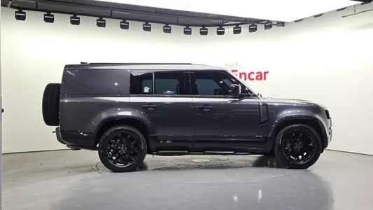 Land Rover (L663) 130 P400 2024 6