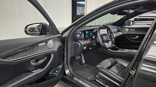 Mercedes-Benz E-Class W213 E350 4MATIC AMG Line 2021 10
