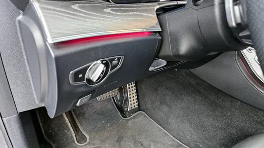 Mercedes-Benz E-Class W213 E350 4MATIC AMG Line 2021 16