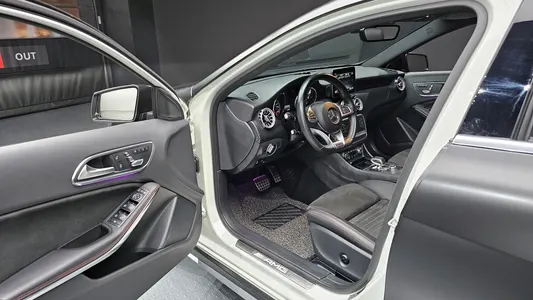 Mercedes-Benz A-Class W176 A45 AMG 4MATIC 2017 10
