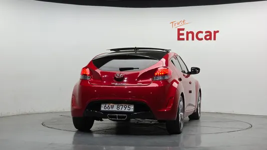 Hyundai 벨로스터 2012 4