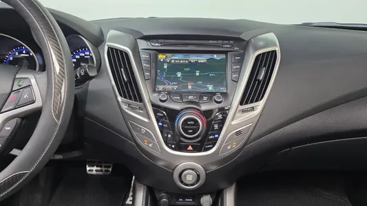 Hyundai 벨로스터 2012 14