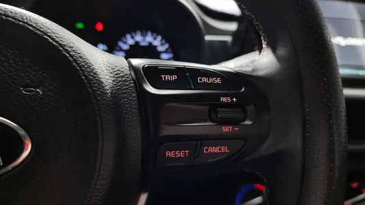 Kia (JA) LPi 2018 18