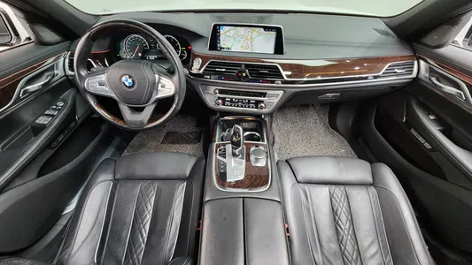 BMW 7 Series (G11) 730Ld xDrive 2016 7