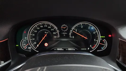 BMW 7 Series (G11) 730Ld xDrive 2016 8