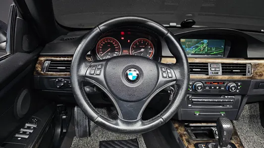 BMW 3 Series (E90) 328i 2008 12