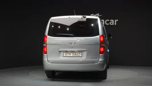 Hyundai Grand Starex 3 2017 4