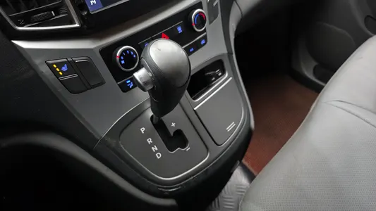 Hyundai Grand Starex 3 2017 9
