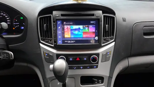 Hyundai Grand Starex 3 2017 17
