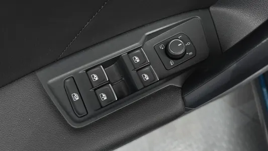 Volkswagen 2 2.0 TDI 4 2021 18