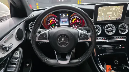 Mercedes-Benz C-Class W205 C200 2017 13