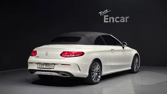 Mercedes-Benz C-Class W205 C200 2017 20