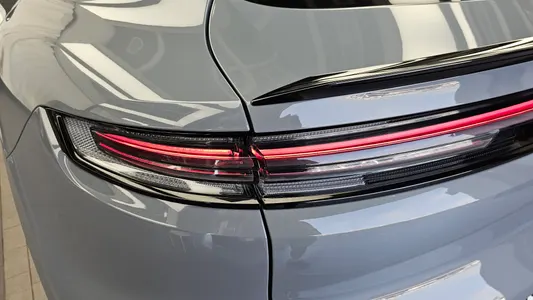 Porsche (PO536) 3.0 2023 23