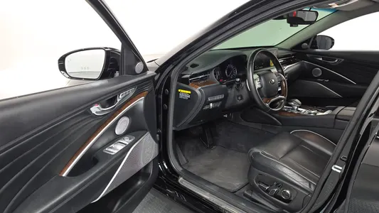 Kia K9 3.8 GDI AWD 2019 10