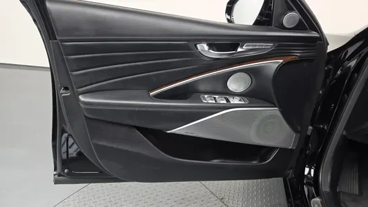 Kia K9 3.8 GDI AWD 2019 24