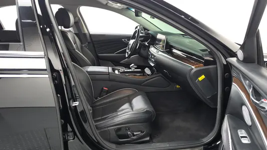 Kia K9 3.8 GDI AWD 2019 26