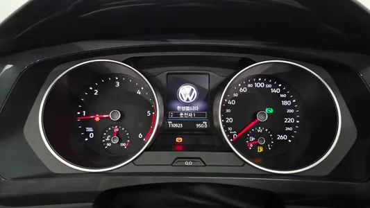 Volkswagen 2 2.0 TDI 2019 8