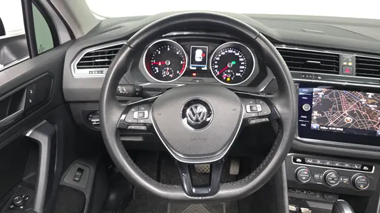 Volkswagen 2 2.0 TDI 2019 13