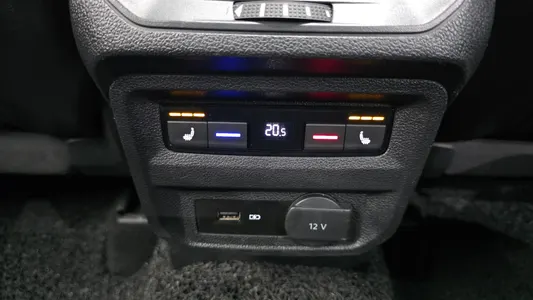 Volkswagen 2 2.0 TDI 2019 19