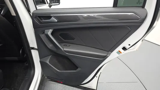 Volkswagen 2 2.0 TDI 2019 25