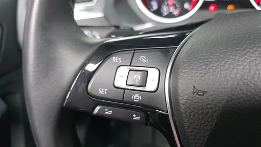 Volkswagen 2 2.0 TDI 2019 31