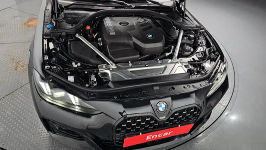 BMW 4 Series (G22) 420i M 2025 5