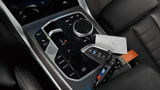 BMW 4 Series (G22) 420i M 2025 8