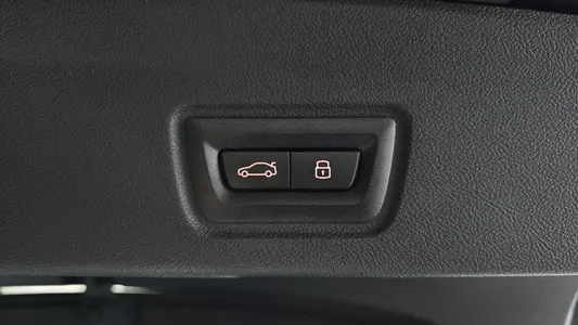 BMW 4 Series (G22) 420i M 2025 36