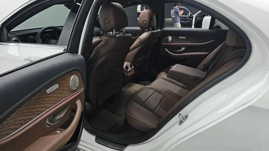 Mercedes-Benz E-Class W213 E250 2021 12