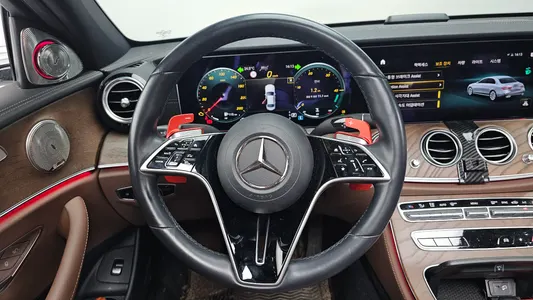 Mercedes-Benz E-Class W213 E250 2021 13
