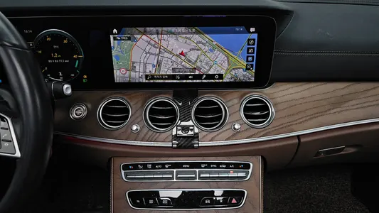 Mercedes-Benz E-Class W213 E250 2021 14