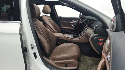 Mercedes-Benz E-Class W213 E250 2021 10