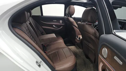 Mercedes-Benz E-Class W213 E250 2021 26