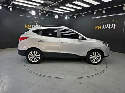 Hyundai ix 2WD LX20 2011 5