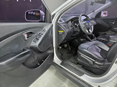 Hyundai ix 2WD LX20 2011 8