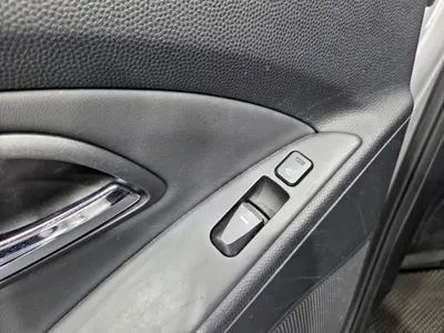 Hyundai ix 2WD LX20 2011 20